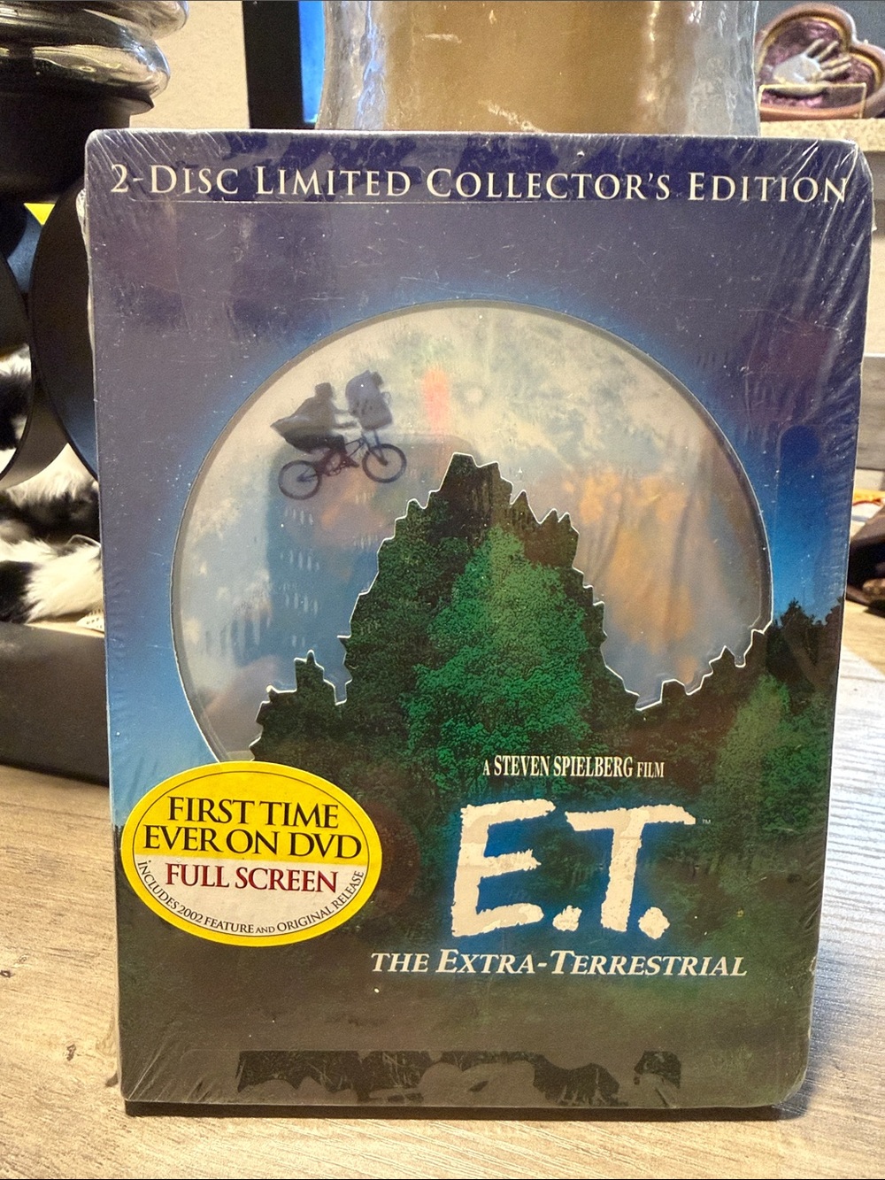 E.T. The Extra-Terrestrial -‎ Blue Limited Collector's Edition DVD